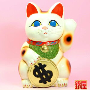 仕事運の開運アイテムであるドル猫の招き猫の置物1
