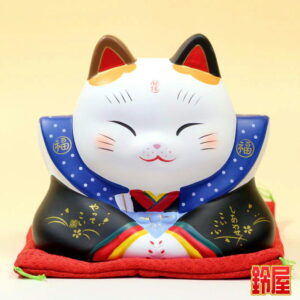 出世運の開運アイテムである福助招き猫の置物1