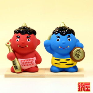 魔除け祈願の開運アイテムであるかわいい鬼っこの置物1