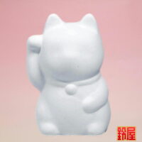 手作りの開運アイテムである絵付けキットの招き猫1